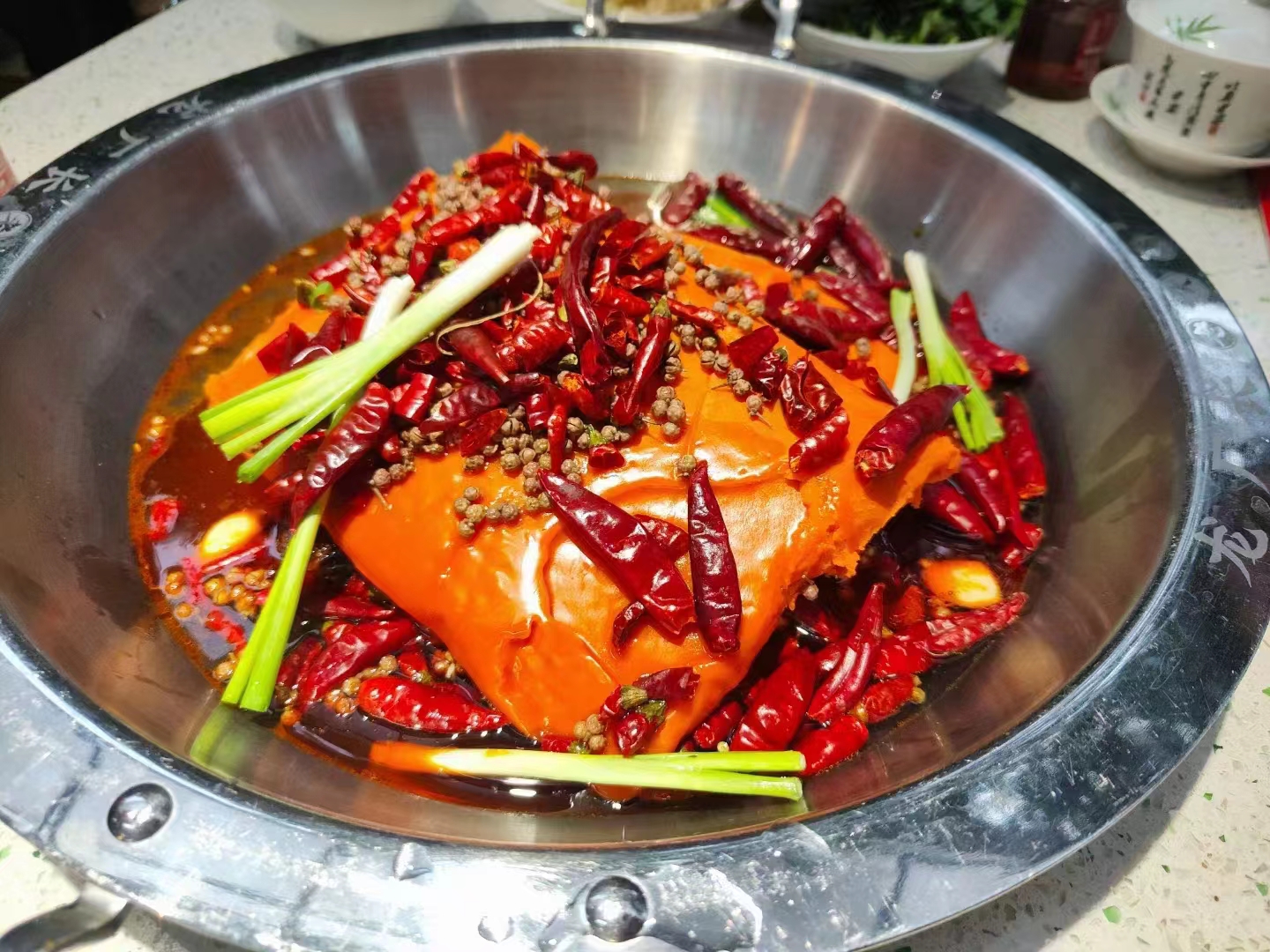 火鍋底料廠家-成都重慶火鍋底料產(chǎn)品批發(fā)，火鍋品類新發(fā)展在哪里(圖1)